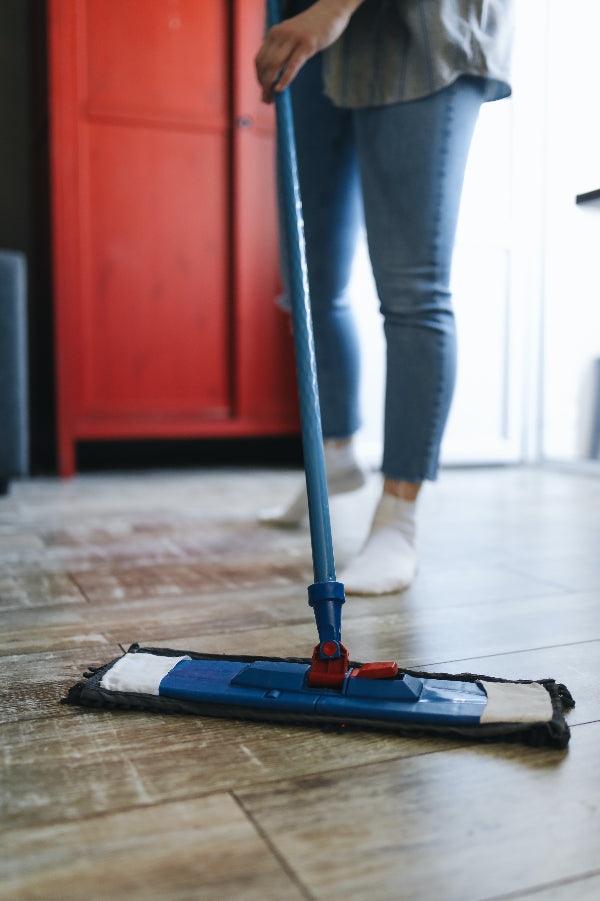 Cleaning - With Out Cleaning Materials